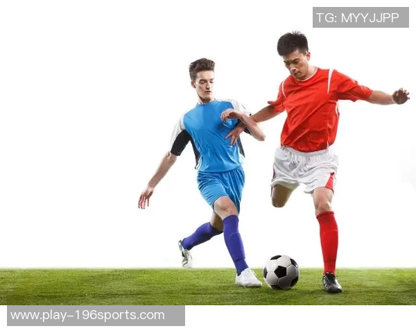 掌握足球远射技巧提升射门精准度与力量的全面指南 掌握足球远射技巧提升射门精准度与力量的全面指南